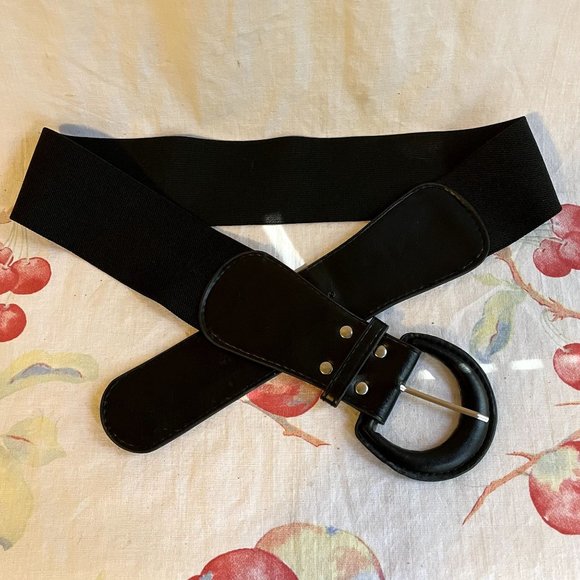 2X 3X Versatile Black Elastic and Faux Leather Belt 2.5" Wide 34"-50"+ Length - Picture 3 of 4
